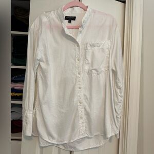 LAST CHANCE Banana Republic Linen Blend Shirt